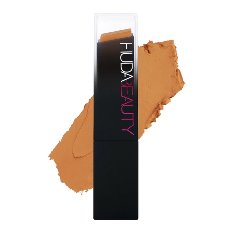 💎 Huda Beauty Cinnamon 440G #FauxFilter Buildable
Coverage Foundation Stick